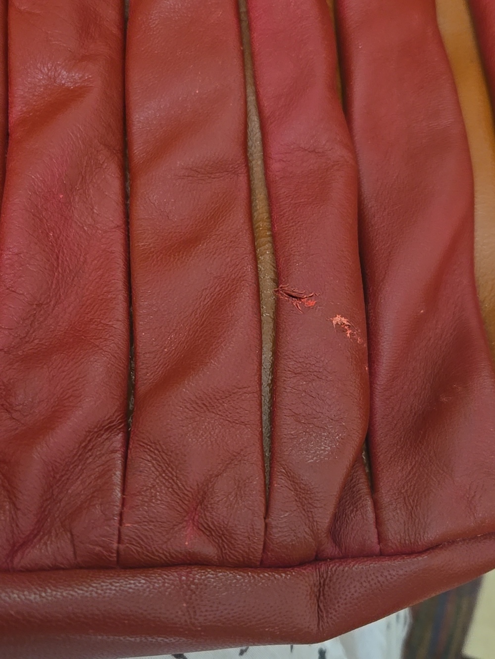 Large Cynthia Rowley Red/Tan Pleated Leather Tote Bag - Picture 13 of 13